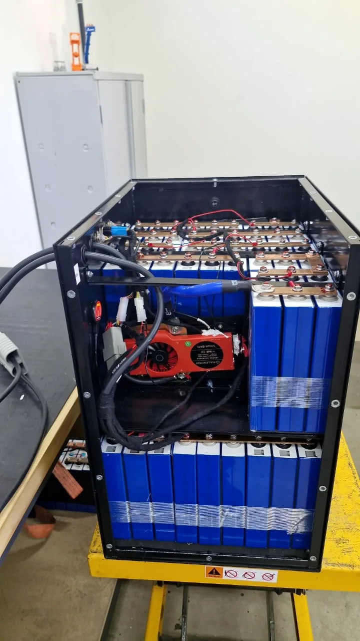 Pack de bateria de lítio FullEnergy montado com BMS para AGV